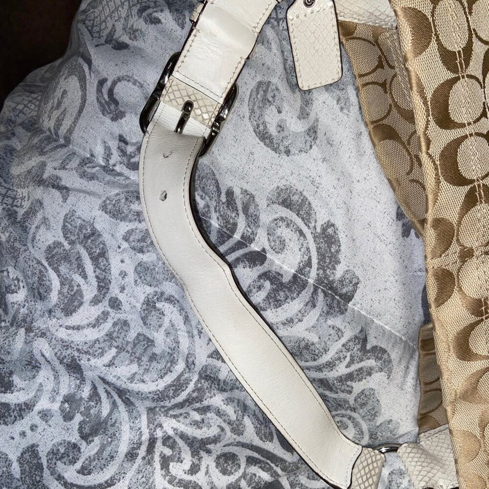Coach Purse - Picture 3 of 6